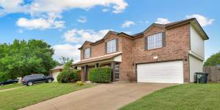 2411 Dennis St Gallery 3