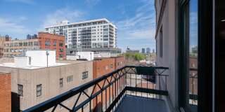 680 N GREEN Street Gallery 26