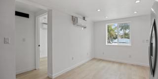 2561 W Avenue 30 Apartments Gallery 30