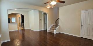 Beautiful Two-story 3 bed / 2.5 bath Home in Cedar Park Gallery 6