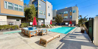Furnished 3-BR/3-BA Townhouse w/ Giant Roof deck, 2-Car Garage, EV Hookup Gallery 45