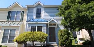 Liberty square end unit townhome for rent! Gallery 1