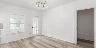 58 N. 20th St. Gallery 8