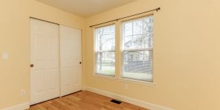 Desirable DuPont Rambler with AC - 1861 Palisade Blvd Gallery 11