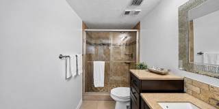 Beautiful Furnished Riverfront Condo Beautiful Furnished Riverfront Condo Gallery 20