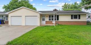 Charming Home with Garage and Yard! PETS WELCOME Gallery 12