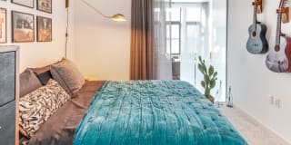 Modera Jack London Square Gallery 13