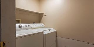 University Area Home - 4 Bed - 3 Bath Gallery 19