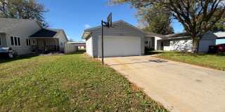 Spacious 3-Bed, 2-Bath Brandon Home with Finished Basement & 2-Stall Garage Gallery 1