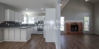 Gorgeous 4 Bedroom Remodel, Union Schools! Gallery 9
