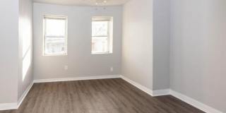 Spacious 3 Bedroom Townhome Gallery 28