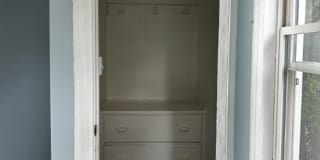 1638 Sanderson Avenue Gallery 33