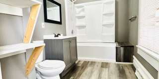 Single Family Home with Bonus Room & Loft! Gallery 15
