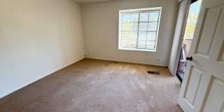 Spacious 2 Bed / 2 Bath Condo in Prime UTC/La Jolla Location! Gallery 16