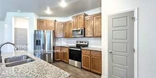 2216 Hornbeam Street Gallery 2