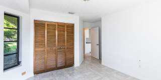 PET FRIENDLY POOL HOME IN PORT CHARLOTTE Gallery 31