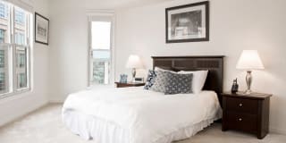 The Promenade at Harbor East Gallery 7