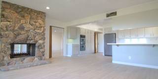 Architect’s Dream with Panoramic Valley Views in Private Calabasas Cul-de-Sac Gallery 11