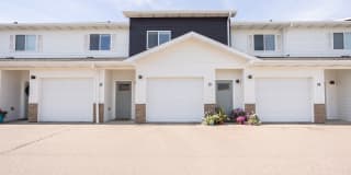 Killarney Crossing Gallery 1