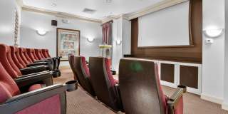 Windsor Commons Gallery 22