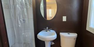 Beautiful Upgraded Single Story Home Gallery 15