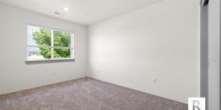 Gorgeous! Brand New 3 Bedroom Townhome in Eagle Point Gallery 11