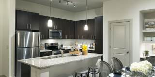 Arabelle Perimeter Gallery 1