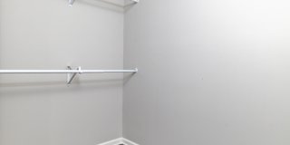619 Midlake Drive Gallery 20