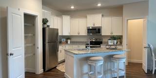 Heron | 3 Bed 2.5 Bath | Garage | 1800 sf | $2726-$2999 | 8, 9, 10, 12, 14, and 15 month lease terms Gallery 193