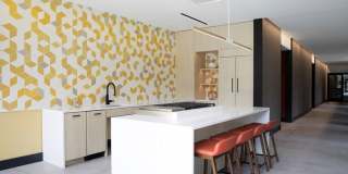 855 West Madison Street Gallery 21