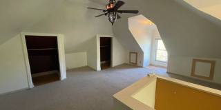 Spacious Five Bedroom Home Gallery 21