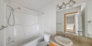3 Bed 2.5 Bath - 3 Car Garage - Groups -  Pet Friendly - NAS Whidbey Gallery 13