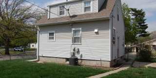 Great house in NE Lincoln! Gallery 28