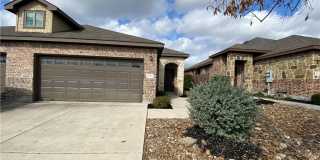 716 Creekside Circle Gallery 1