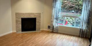1-bed, 1-bath Condo in the heart of Northgate! Gallery 4