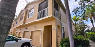 Gated 2BR/ 2BA Townhome Near UTC Gallery 1