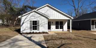 405 E Chappell St Gallery 1