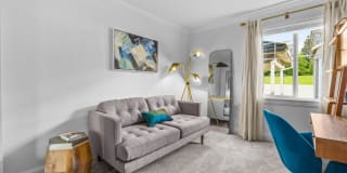 VILLAGGIO ON YARROW BAY Gallery 4