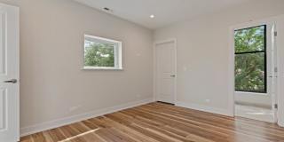 5131 N Lincoln Avenue Gallery 8