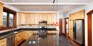 210 Juniper Court Gallery 5