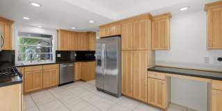 Beautifully Updated Home in Lake Lindero Gallery 4