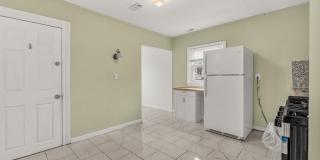 1504 Iranistan Avenue Gallery 11