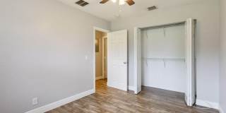 2227 NE 3rd Avenue Gallery 16