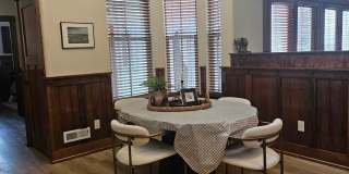 Gorgeous fully furnished home in downtown Eagle! Gallery 11