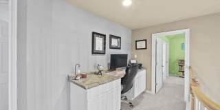 2607 CARAVAN CIR Gallery 35