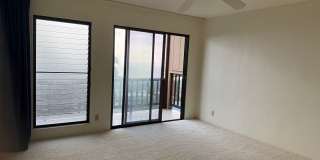 For Rent | 2 Bedroom, 2 bathroom Condo in Kona Eastwind with 1 assigned parking stall Gallery 6