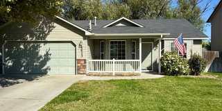 Located in Caldwell, ID, this 3-bedroom, 2-bath home offers thoughtful layout and convenient features. Gallery 1