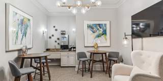 2100 Queens Gallery 13