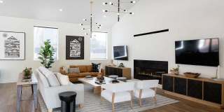 Heirloom Gallery 27