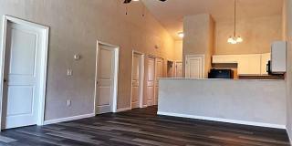 2 Bedroom, 2 Bathroom duplex with garage Gallery 61